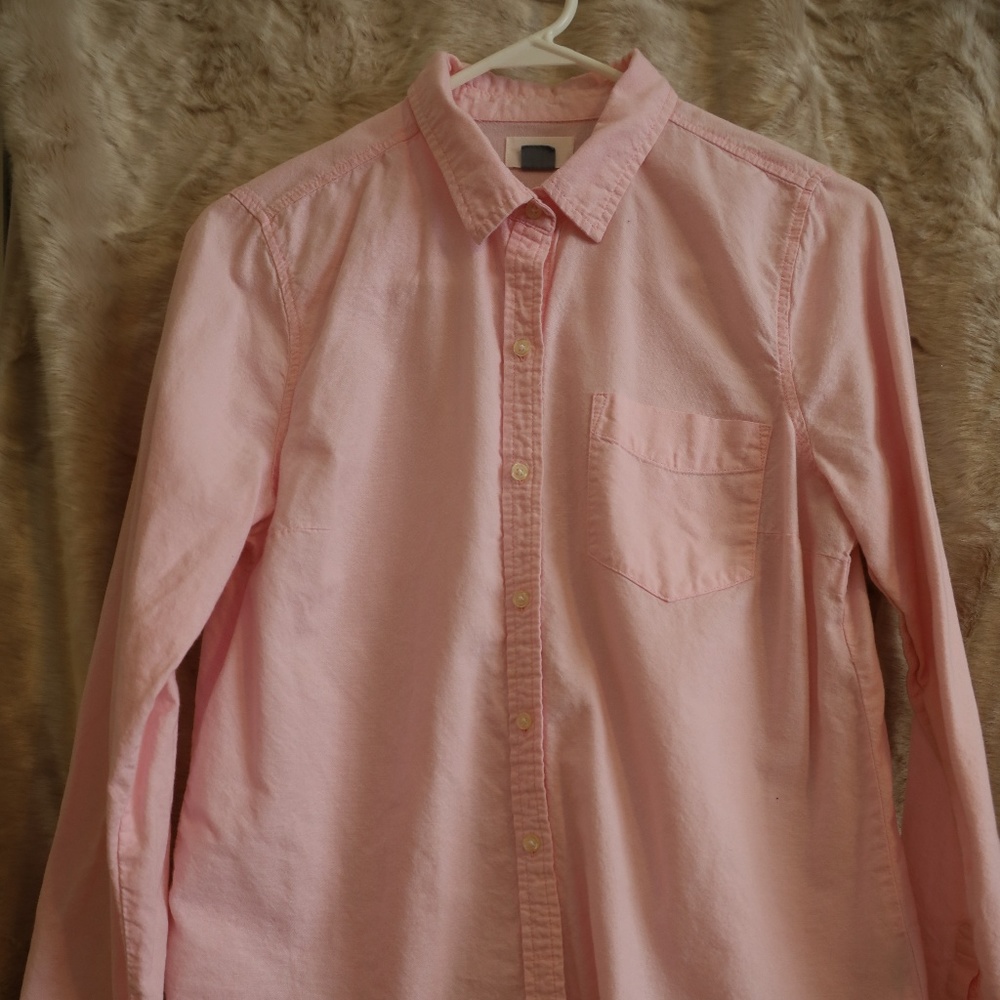 Light pink chambray button up shirt